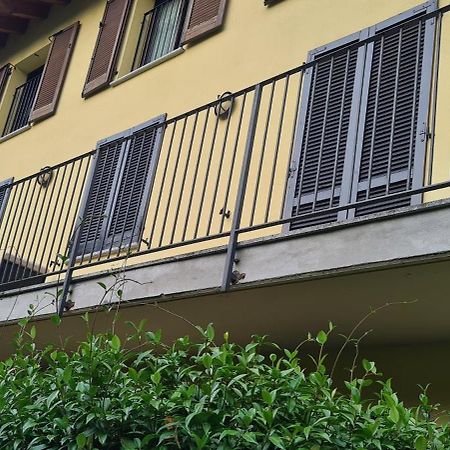 Casa Mirella - Appartamento Zona Bellagio Magreglio Extérieur photo