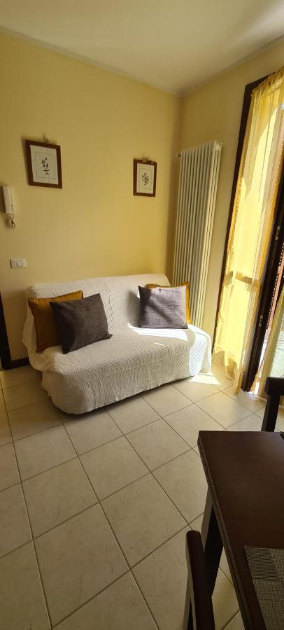 Casa Mirella - Appartamento Zona Bellagio Magreglio Extérieur photo
