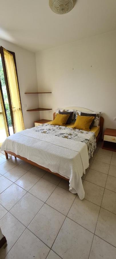 Casa Mirella - Appartamento Zona Bellagio Magreglio Extérieur photo