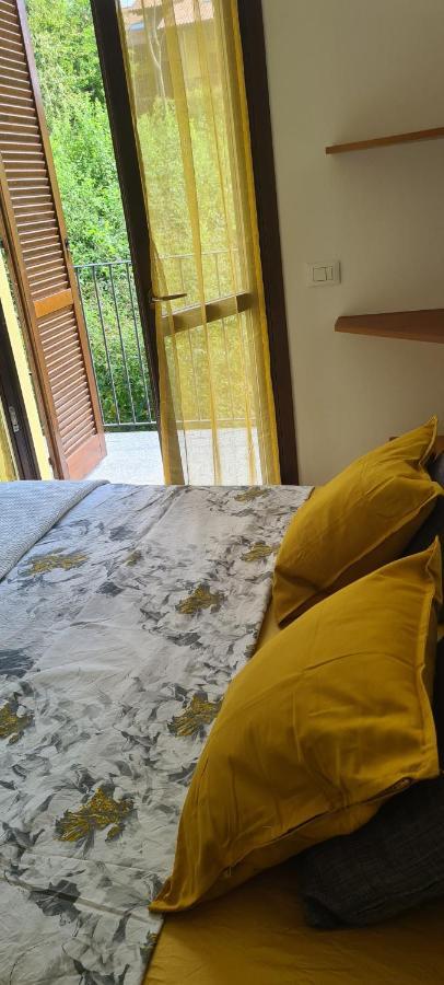 Casa Mirella - Appartamento Zona Bellagio Magreglio Extérieur photo