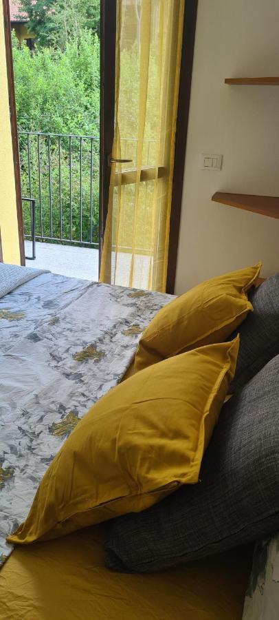 Casa Mirella - Appartamento Zona Bellagio Magreglio Extérieur photo