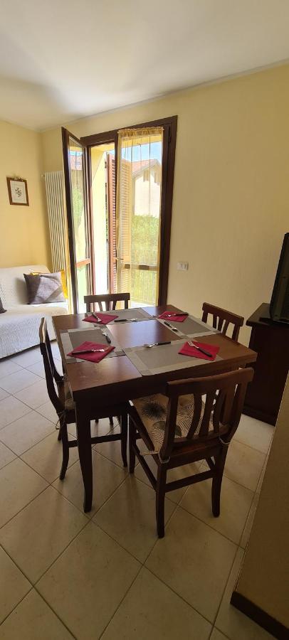 Casa Mirella - Appartamento Zona Bellagio Magreglio Extérieur photo