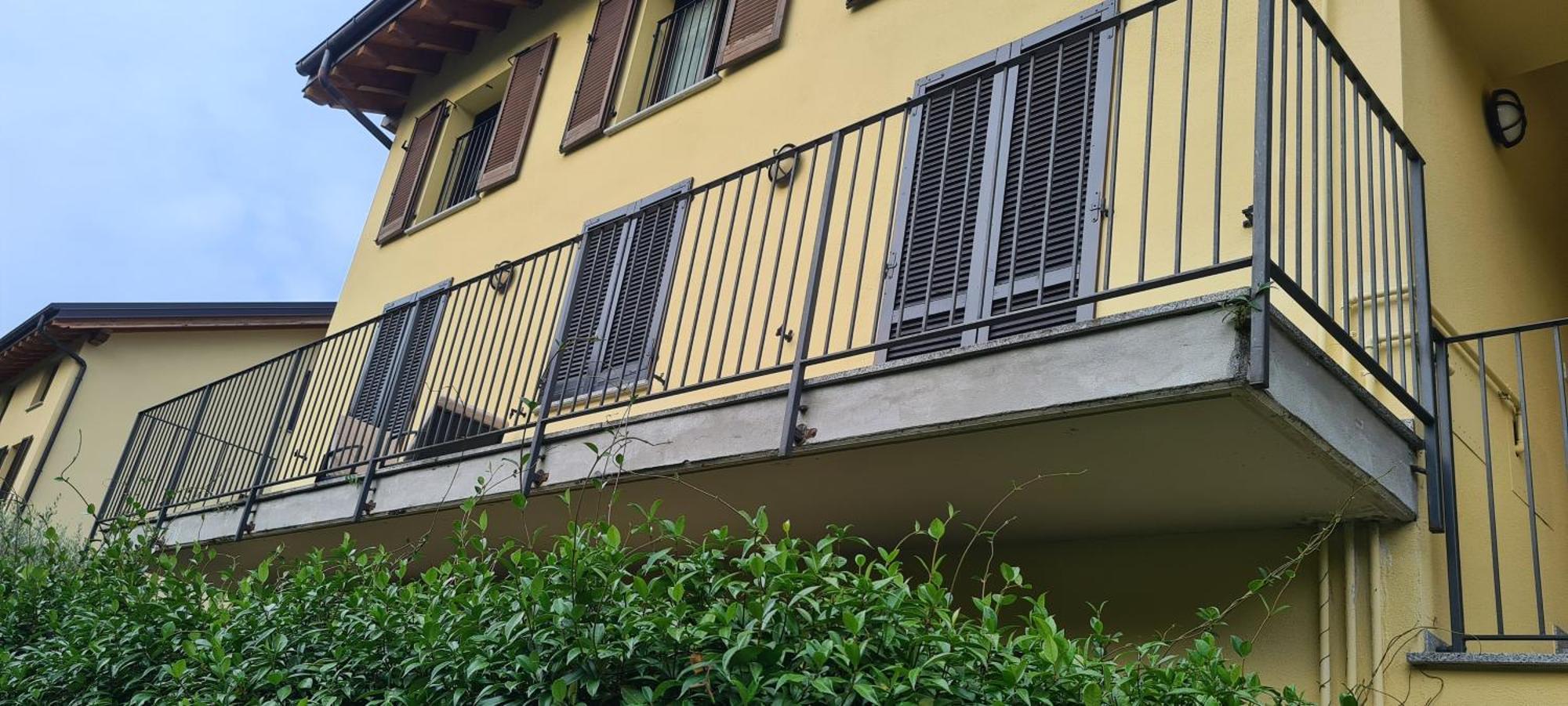 Casa Mirella - Appartamento Zona Bellagio Magreglio Extérieur photo